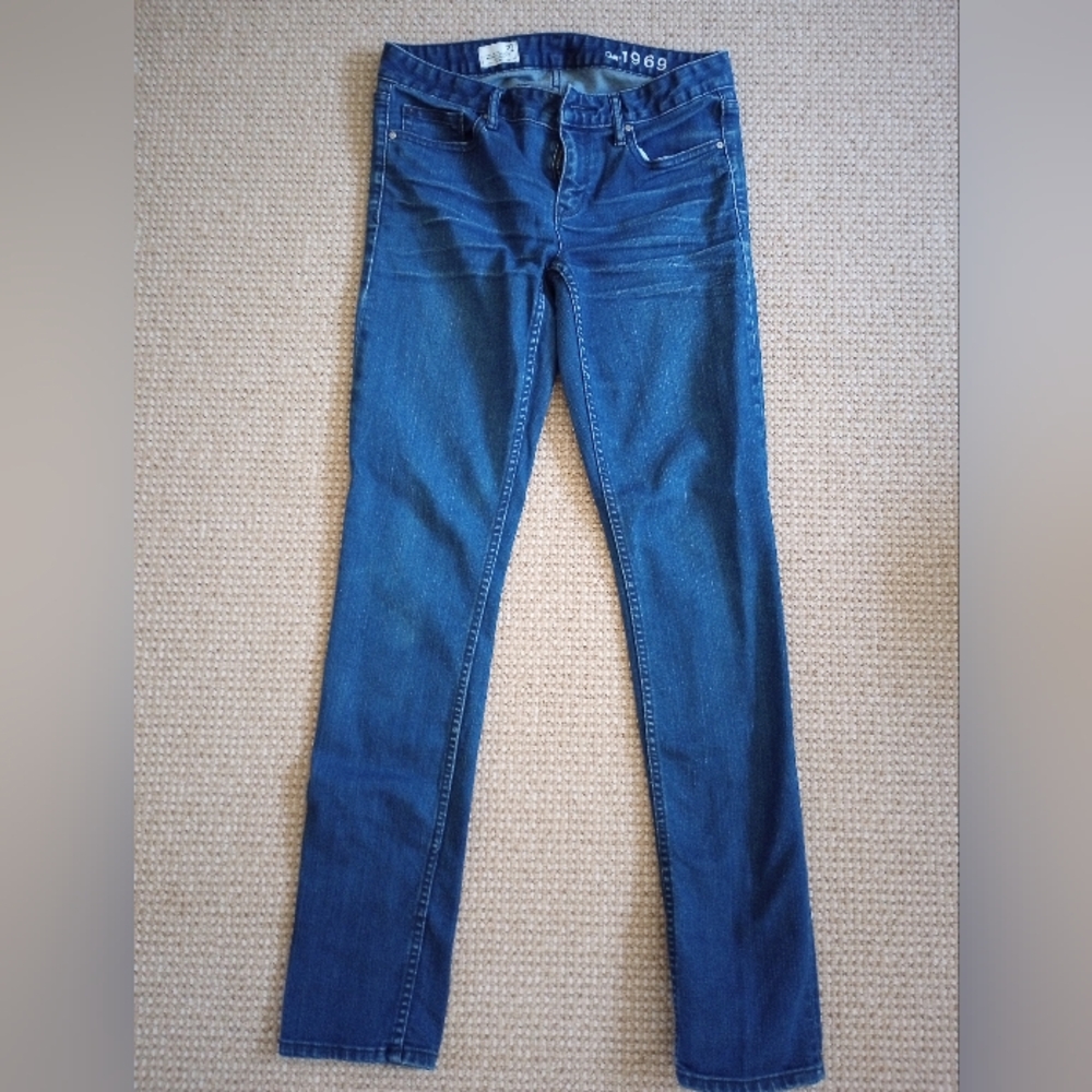 GAP 1969 Skinny Straight 27